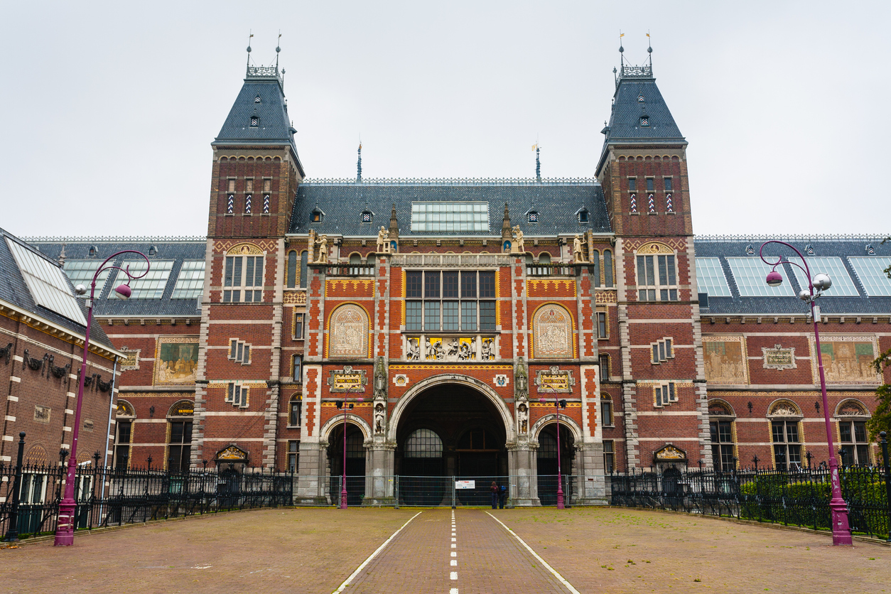 amsterdamda-yapilmasi-gerekenler-musuemplein
