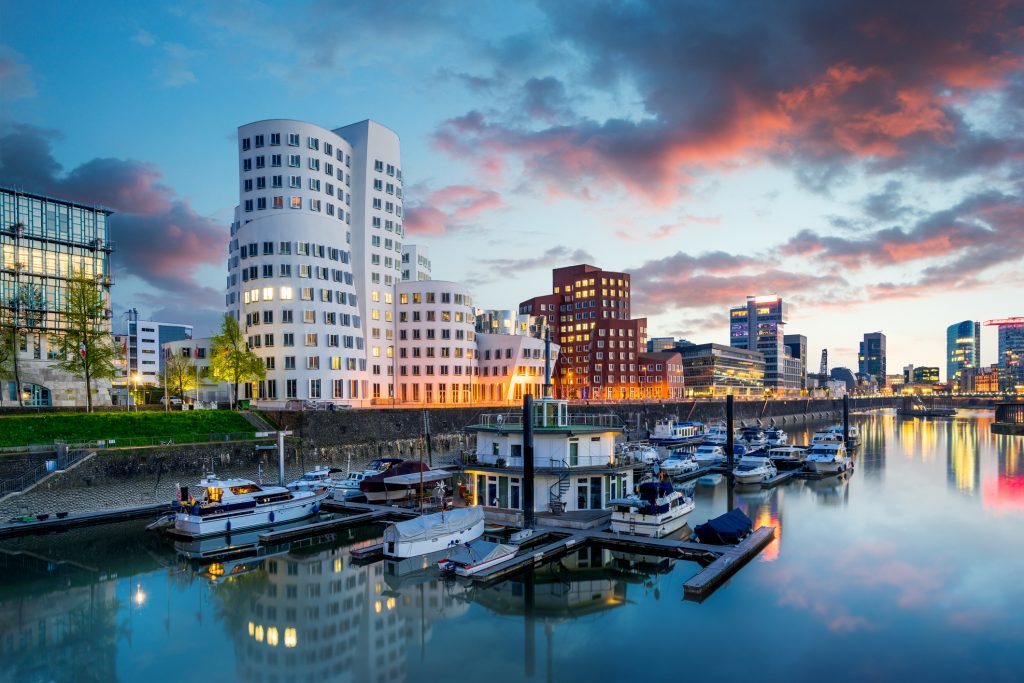 Dusseldorf Nerede