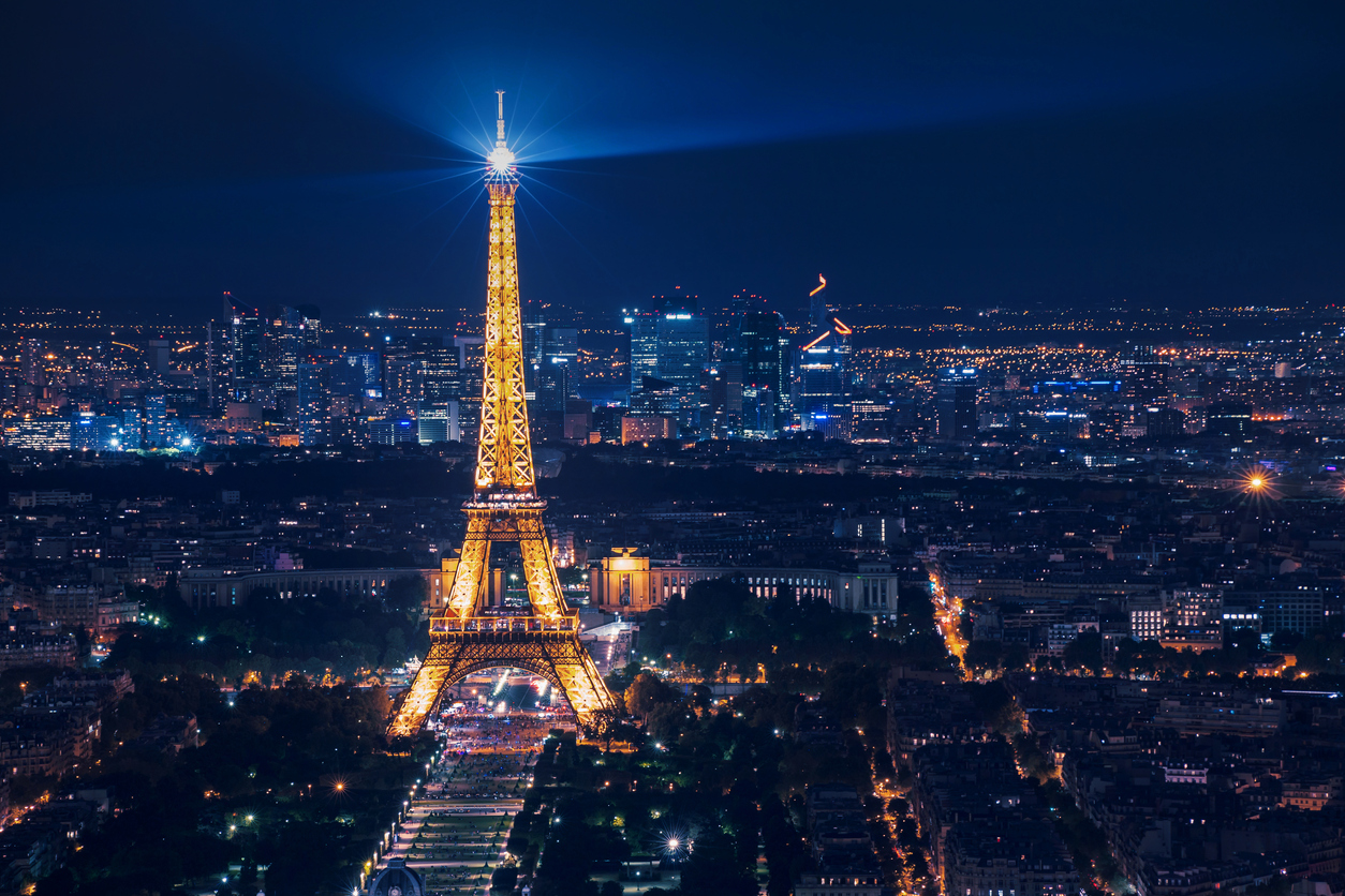 gece-paris-manzarasi-ve-eyfel-kulesi