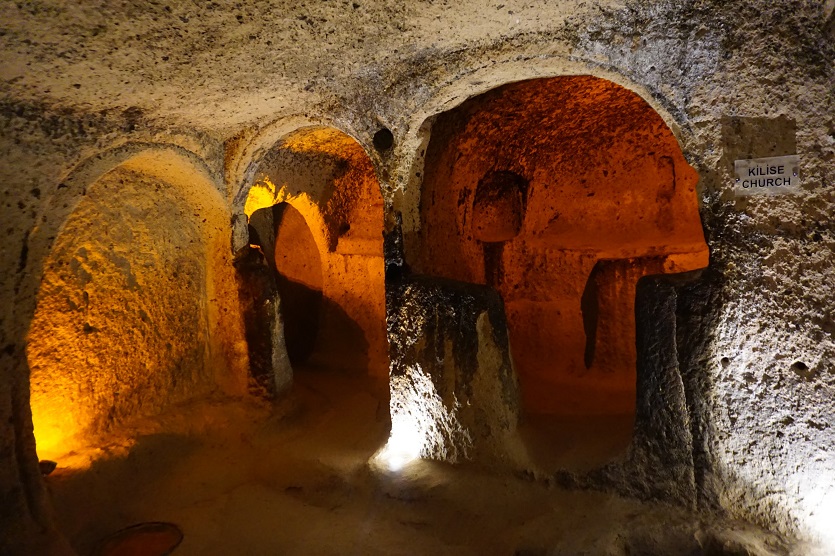 Yeraltı şehirleri.