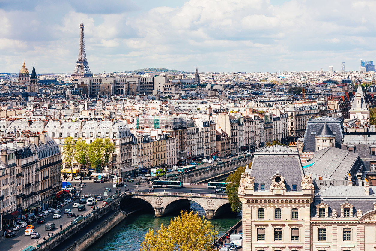 eyfel-kulesi-seine-nehri-ve-paris-manzarasi