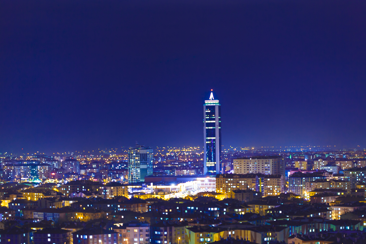 Konya gece şehir manzarası