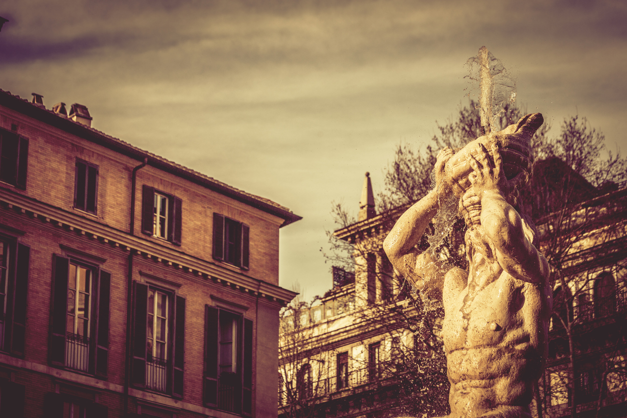 roma-da-gezilecek-yerler-barberini-meydani