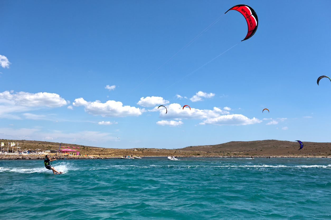 alacati-da-gezilecek-yerler-ruzgar-sorfu