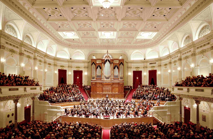 amsterdam-da-eglence-concertgebouwda-konser