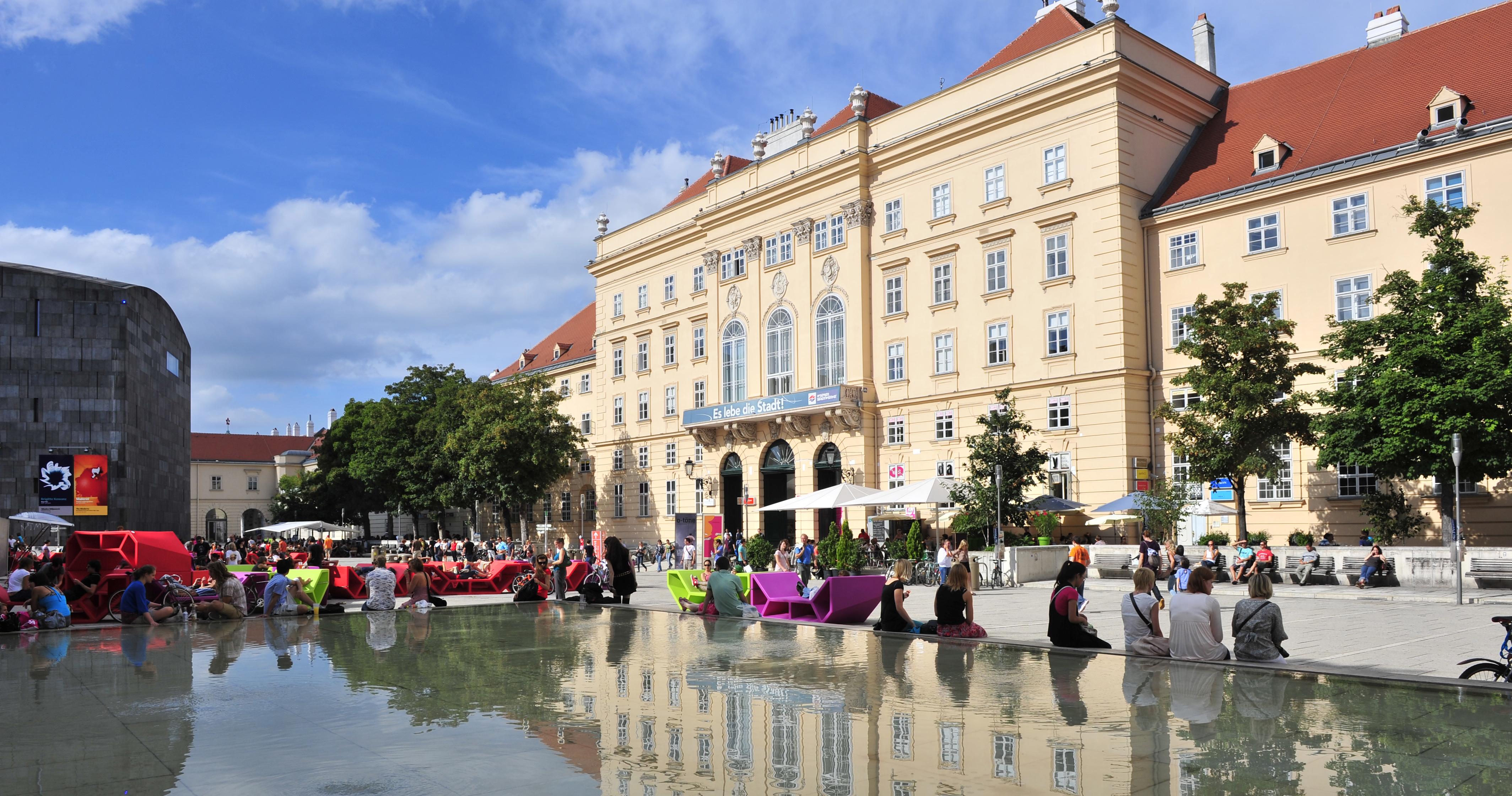 viyena-gezi-rehberi-museums-quartier