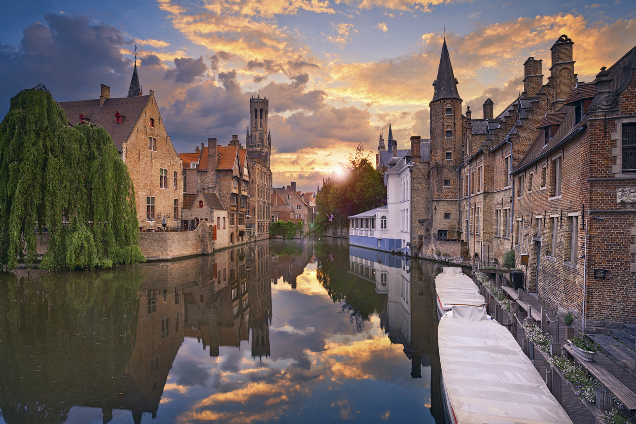 bruges-nehri